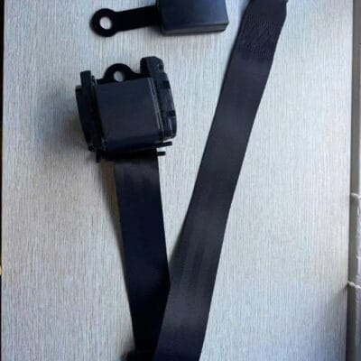 Dây an toàn 3 điểm tự rút